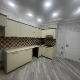 In Baku 98.0 m² apartment is for sale - Image 2