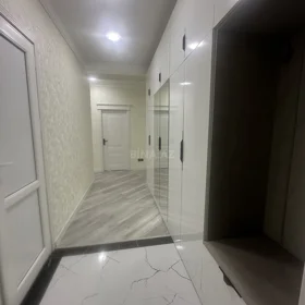 In Baku 98.0 m² apartment is for sale - Image 5