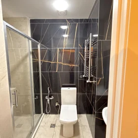 In Khirdalan 62.0 m² apartment is for rent - Image 2