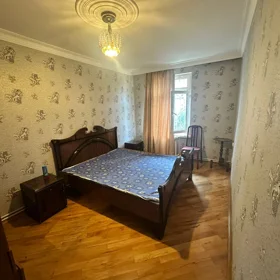 In Baku 75.0 m² apartment is for sale - Image 2