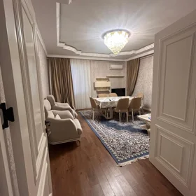 In Baku 90.0 m² apartment is for rent - Image 3