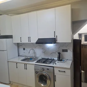 In Baku 45.0 m² house with 2.0 rooms is for rent - Image 4