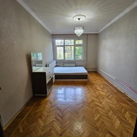 In Baku 73.0 m² apartment is for sale - Image 4