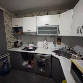 In Baku 75.0 m² apartment is for rent - Image 3
