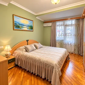 In Baku 125.0 m² apartment is for rent - Image 7