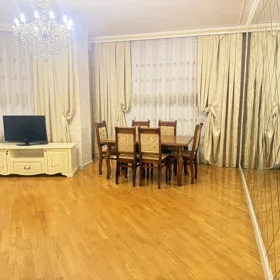 In Baku 170.0 m² apartment is for rent - Image 4