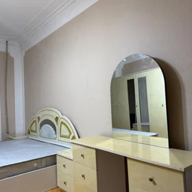 In Baku 80.0 m² apartment is for sale - Image 5