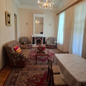 In Baku 135.0 m² apartment is for rent - Image 6