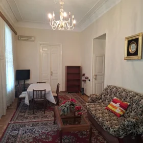 In Baku 135.0 m² apartment is for rent - Image 10