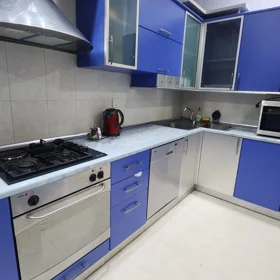 In Baku 220.0 m² apartment is for rent - Image 9