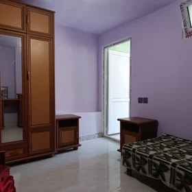 In Binəqədi rayonu 80.0 m² house with 2.0 rooms is for rent - Image 3