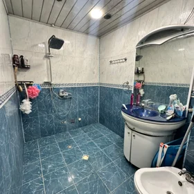 In Baku 90.0 m² apartment is for rent - Image 2