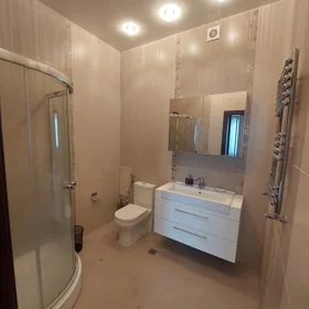 In Baku 120.0 m² apartment is for rent - Image 9