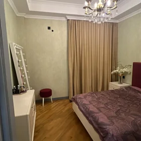 In Baku 107.0 m² apartment is for sale - Image 5