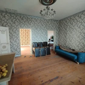In Binəqədi rayonu 220.0 m² house with 7.0 rooms is for sale - Image 7