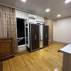 In Baku 80.0 m² apartment is for sale - Image 4