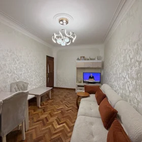 In Baku 70.0 m² apartment is for sale - Image 3