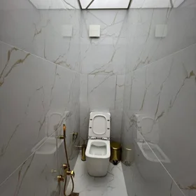 In Baku 70.0 m² apartment is for sale - Image 10