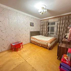 In Baku 80.0 m² apartment is for sale - Image 7