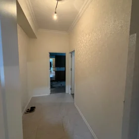 In Khirdalan 65.0 m² apartment is for rent - Image 9