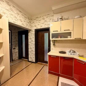 In Baku 67.0 m² apartment is for sale - Image 2