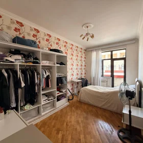In Baku 67.0 m² apartment is for sale - Image 6