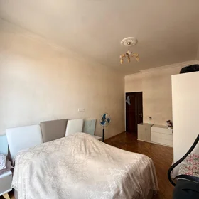 In Baku 67.0 m² apartment is for sale - Image 8