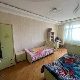 In Baku 105.0 m² apartment is for rent - Image 9