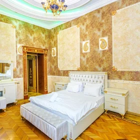In Baku 220.0 m² apartment is for rent - Image 8