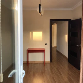 In Sabunçu rayonu 120.0 m² apartment is for sale - Image 8