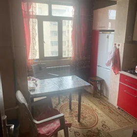 In Baku 60.0 m² apartment is for sale - Image 3