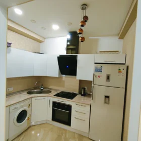 In Baku 70.0 m² apartment is for rent - Image 8