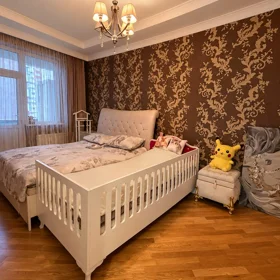 In Baku 67.0 m² apartment is for sale - Image 3