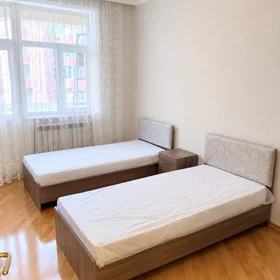 In Baku 130.0 m² apartment is for rent - Image 4