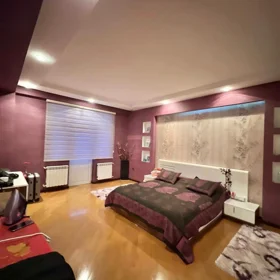 In Baku 140.0 m² apartment is for sale - Image 5