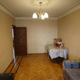 In Baku 85.0 m² apartment is for rent - Image 3
