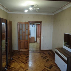 In Baku 85.0 m² apartment is for rent - Image 5