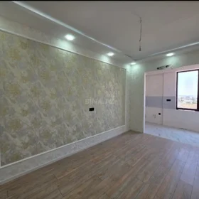 In Baku 70.0 m² apartment is for sale - Image 4