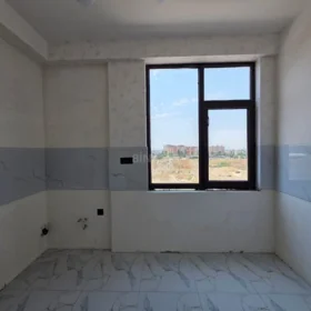 In Baku 70.0 m² apartment is for sale - Image 5