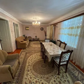 In Shamakhi 160.0 m² house with 7.0 rooms is for sale - Image 3