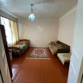 In Shamakhi 160.0 m² house with 7.0 rooms is for sale - Image 9