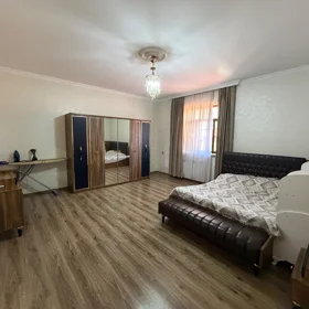 In nan 220.0 m² house with 6.0 rooms is for sale - Image 3