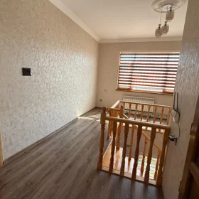 In nan 220.0 m² house with 6.0 rooms is for sale - Image 6