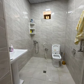 In nan 220.0 m² house with 6.0 rooms is for sale - Image 10