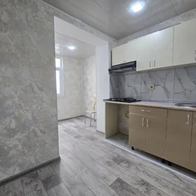 In Baku 67.0 m² apartment is for sale - Image 2