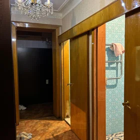 In Baku 129.0 m² apartment is for sale - Image 6