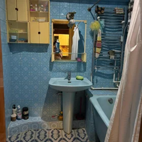 In Baku 129.0 m² apartment is for sale - Image 8