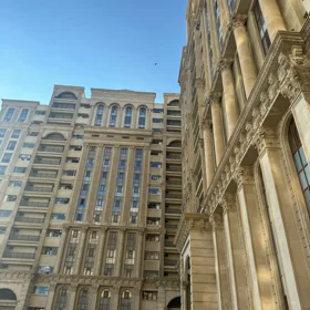 Səbail rayonu-da 74.0 m2 mənzil satılır - Şəkil 2