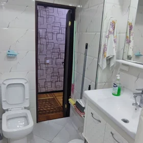In Baku 75.0 m² apartment is for rent - Image 2