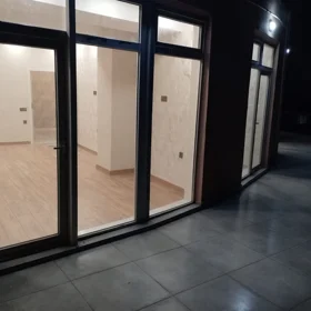 In Baku 150.0 m² apartment is for rent - Image 5